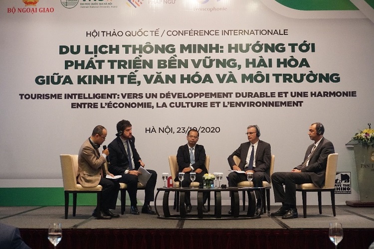 Phiên thảo luận 2 “Kinh nghiệm quốc tế và giải pháp/khuyến nghị cho phát triển du lịch thông minh của Việt Nam”