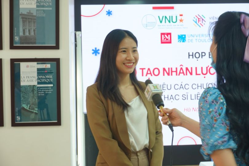 Triệu Nguyễn Huyền Trang, lớp trưởng Khóa 1 chương trình Thạc sĩ INFOCOM